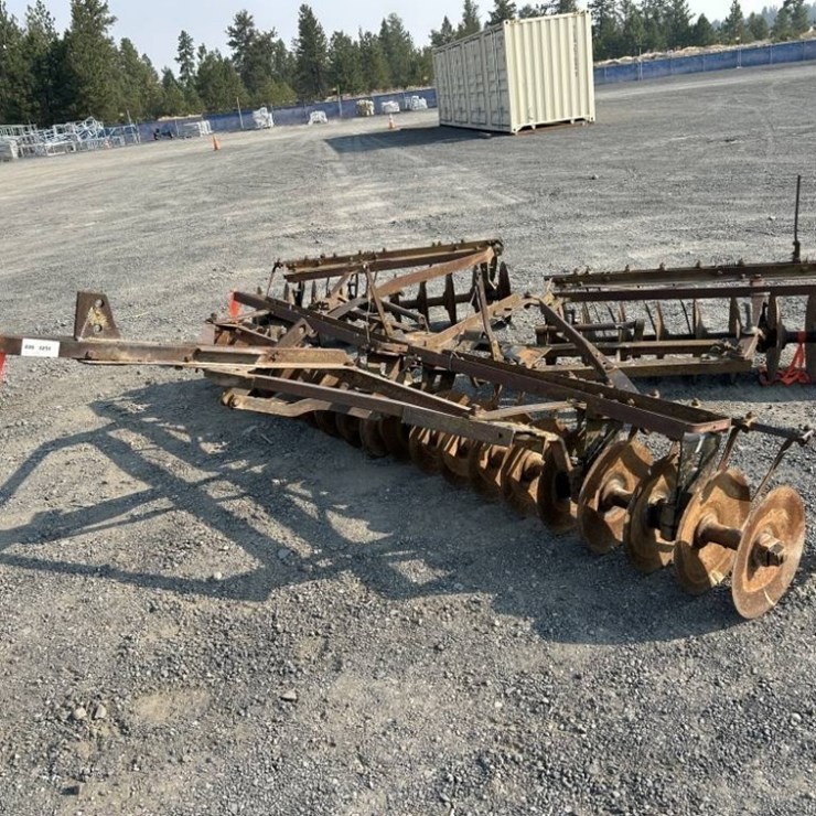 Towable Disk Harrow