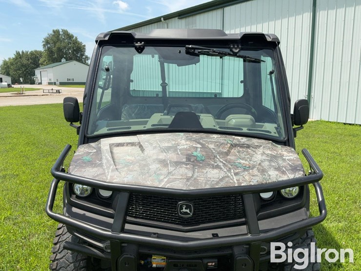 2023-john-deere-gator-image-9