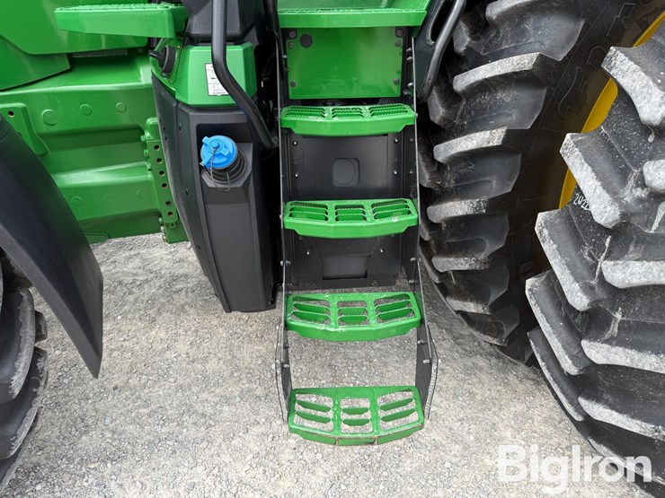 2025-john-deere-8r-250-image-15