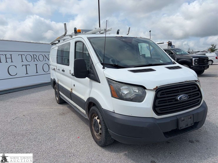 2016-ford-transit-image-3