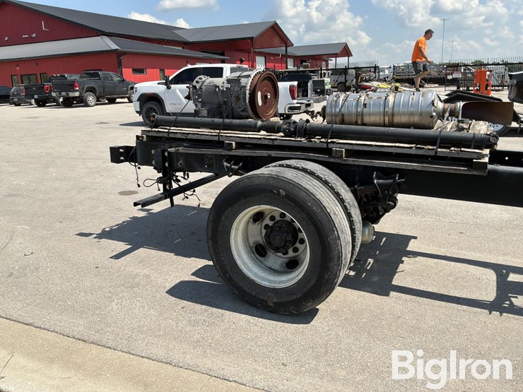 2019-international-durastar-4300-image-18