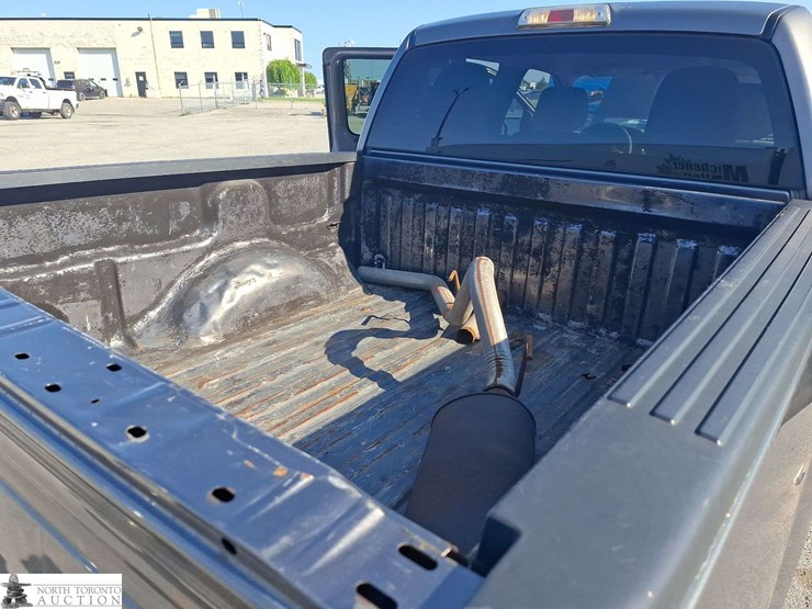 2010-ford-f150-image-19