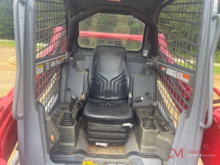 takeuchi-tl10v2-image-10