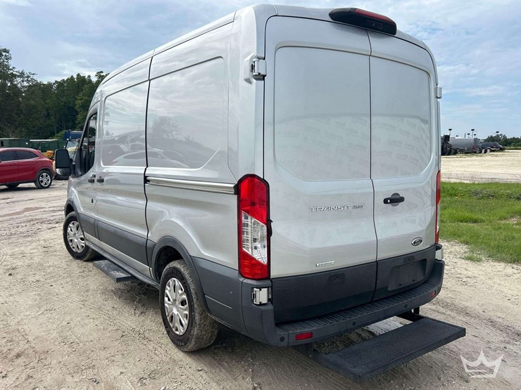 2020-ford-transit-image-4