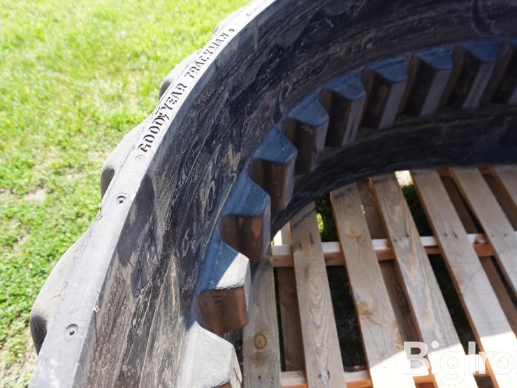 case-ih-450-image-17