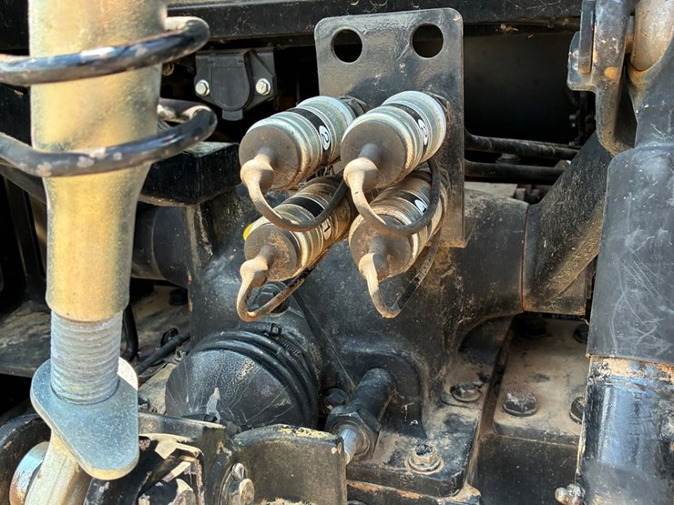 mahindra-6065-image-6