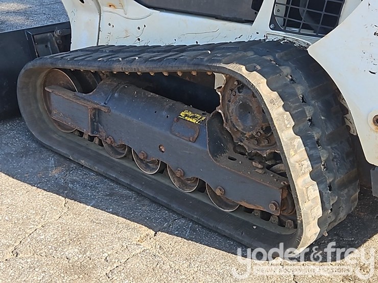 2019-bobcat-t590-image-14