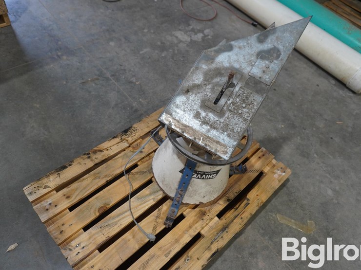 shivers-grain-spreader-1/3-hp-image-6