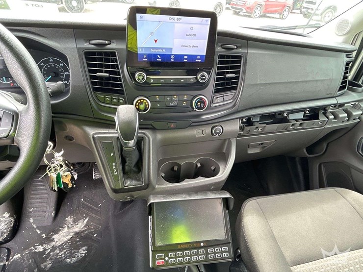 2020-ford-transit-image-26