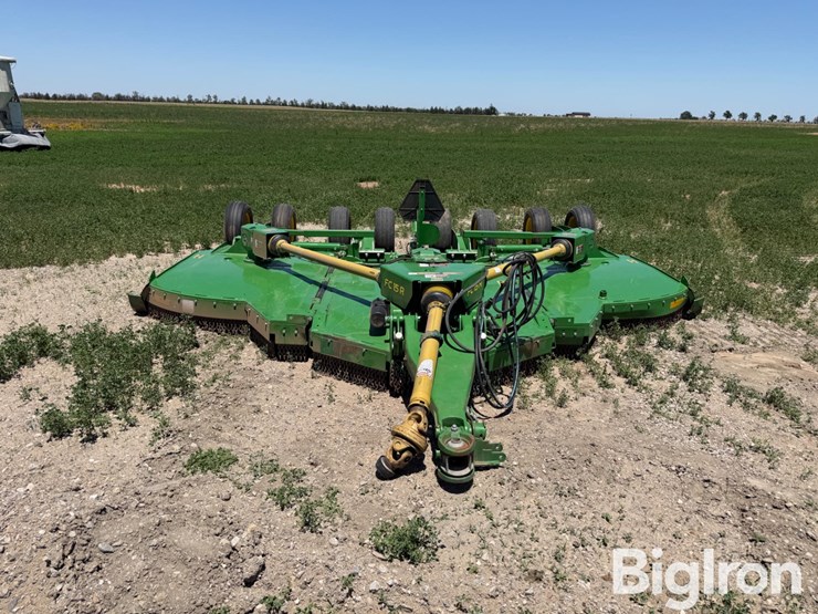 2023-john-deere-fc15r-image-2