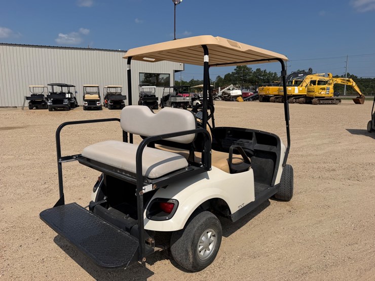 #70-•-2017-ez-go-txt-golf-cart-image-4