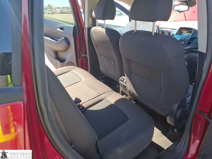 2014-chevrolet-orlando-4x2-1lt-4dr-suv-image-18