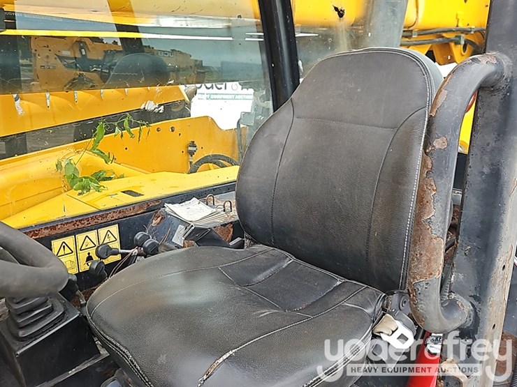 2016-jcb-512-56-image-27