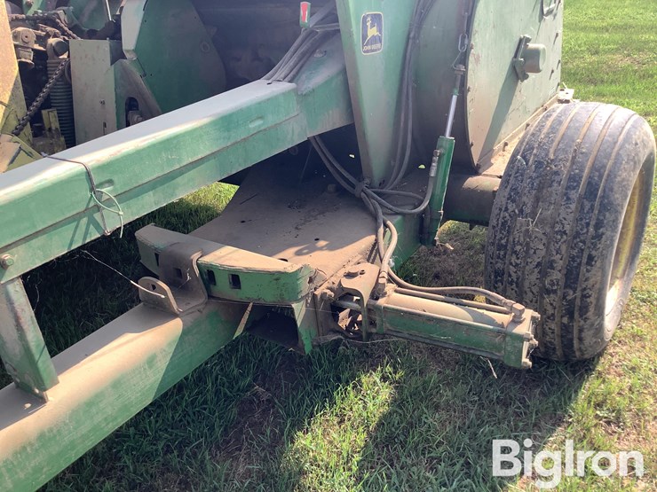john-deere-3960-image-16