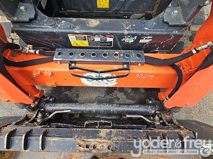 2024-kubota-svl65-2-image-26