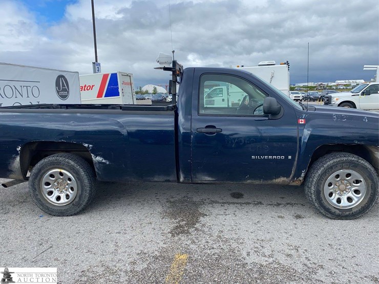 2007-chevrolet-silverado-1500-image-4