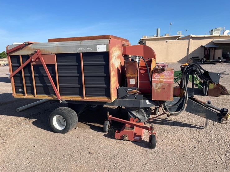 #2306-•-toro-versa-vac-(offsite-in-las-cruces)-image-1
