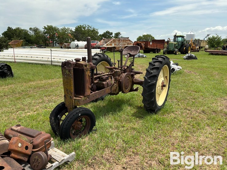 john-deere-b-image-1