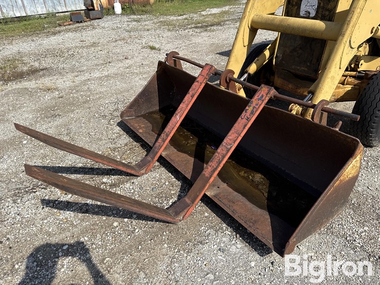 deere-410d-image-9