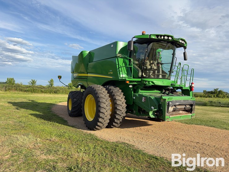 2019-john-deere-s770-image-3