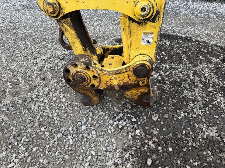 2018-yanmar-sv100-2a-image-8