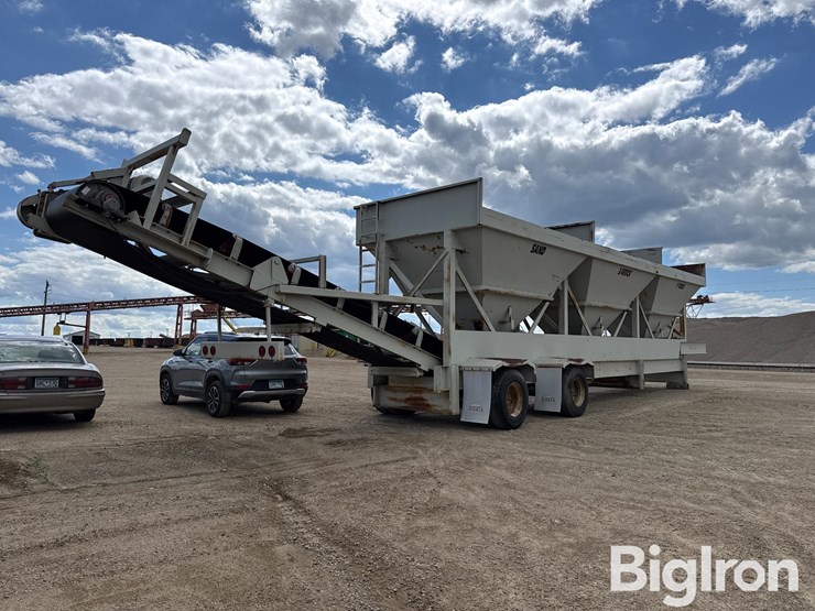 2000-homemade-3-feed-bin-on-t/a-carrier-image-5