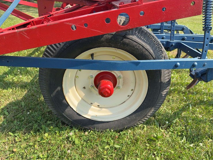 international-harvester-no.-9-field-cultivator-image-21