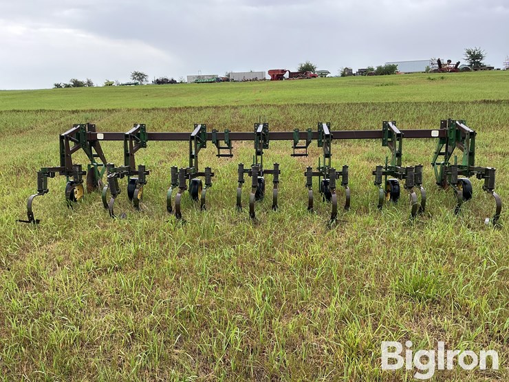 john-deere-825-image-6