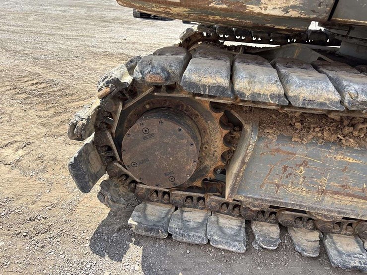 2019-wacker-neuson-et145-image-9
