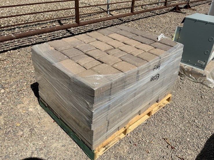 pallet-of-stone-pavers-image-2