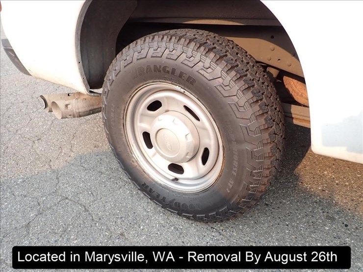 2015-ford-f250-xl-image-4
