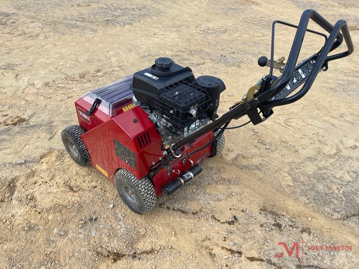 toro-hydraulic-seeder-image-3