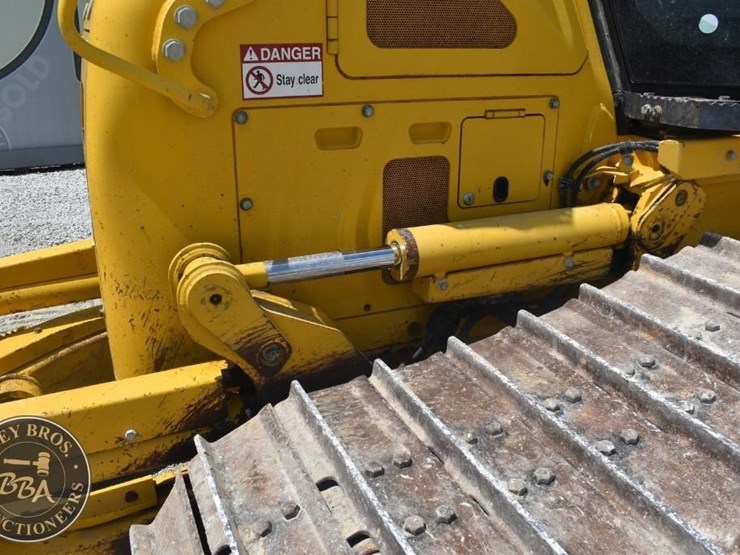 2022-komatsu-d51pxi-24-image-28