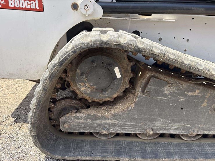 bobcat-t250-image-9