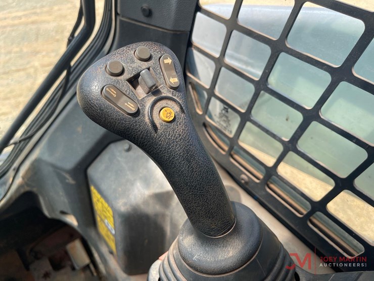 2023-bobcat-t76-image-19