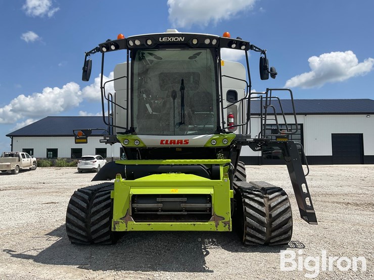 2021-claas-lexion-7400-image-2
