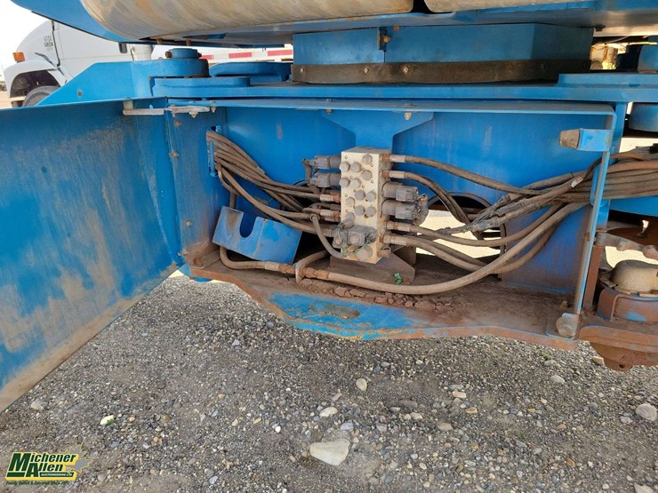 2013-genie-z135/70-image-30