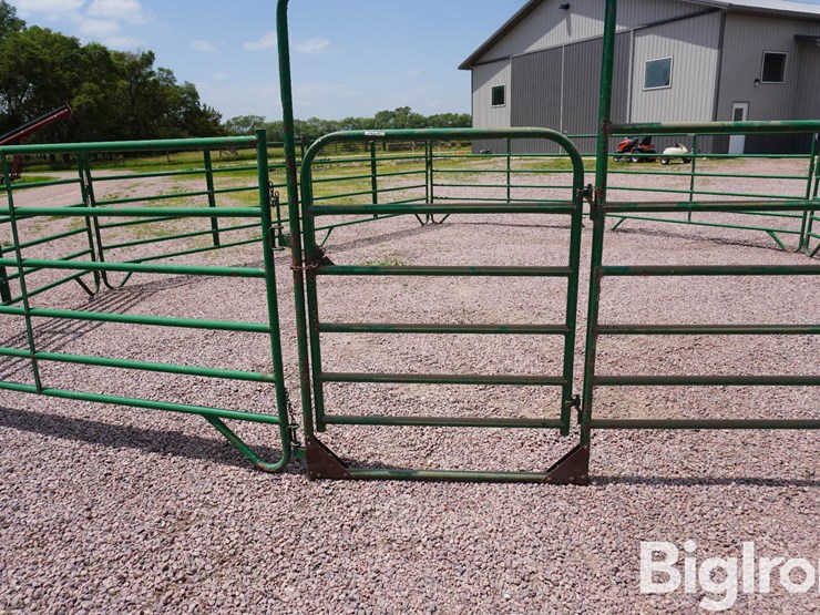 big-valley-corral-image-9