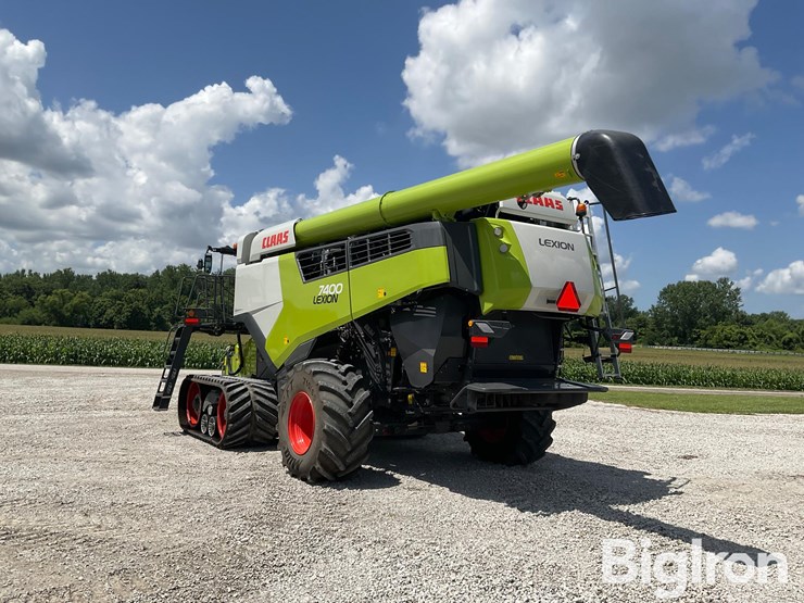 2021-claas-lexion-7400-image-7