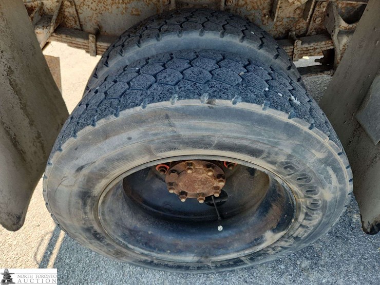 2010-international-durastar-4300-image-24