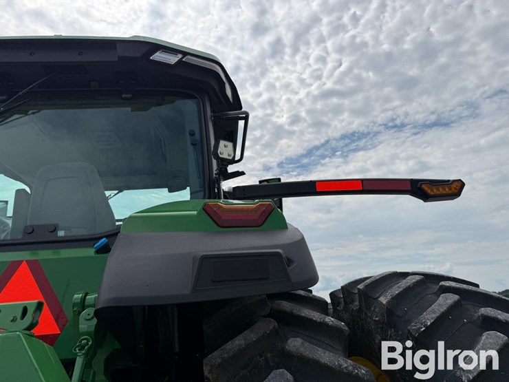 2025-john-deere-8r-250-image-18