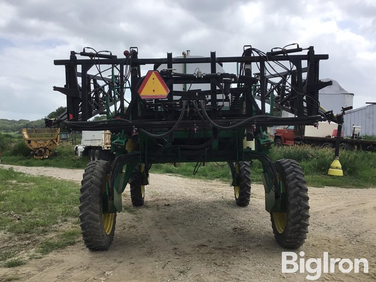 john-deere-4700-image-6