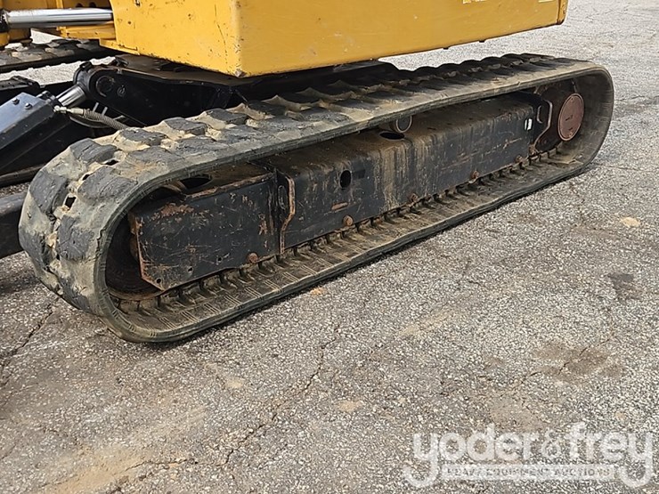 2023-caterpillar-306-cr-image-9