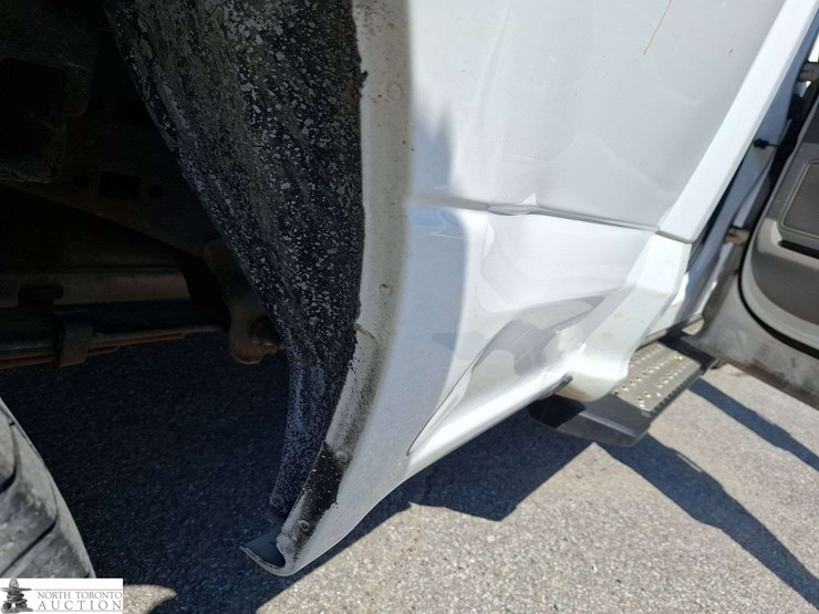 2016-ford-f150-xlt-image-31