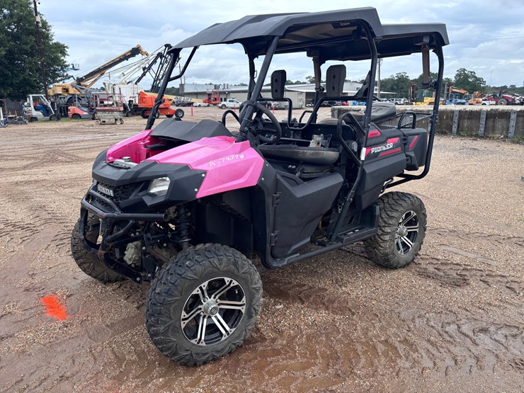 honda-pioneer-700-image-1