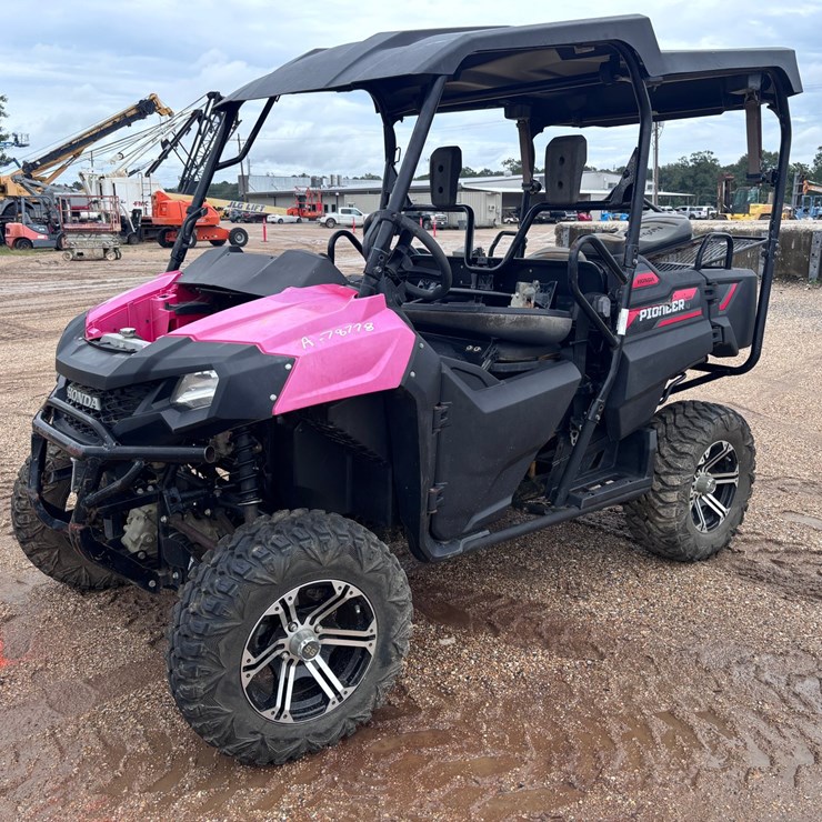 HONDA PIONEER 700