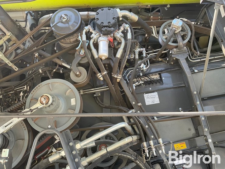 2021-claas-lexion-7400-image-17