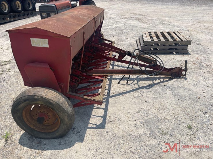 massey-ferguson-mf33-image-2