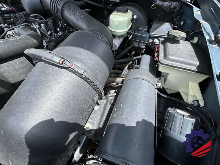 2000-ford-excursion-image-71
