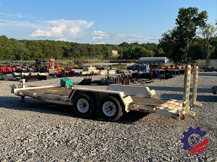 2013-moran-welding-20’-/-16k-lb.-t/a-equipment-tag-trailer-image-3